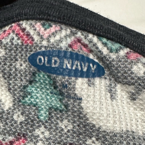 Old Navy Holiday Pajamas - Picture 4 of 10